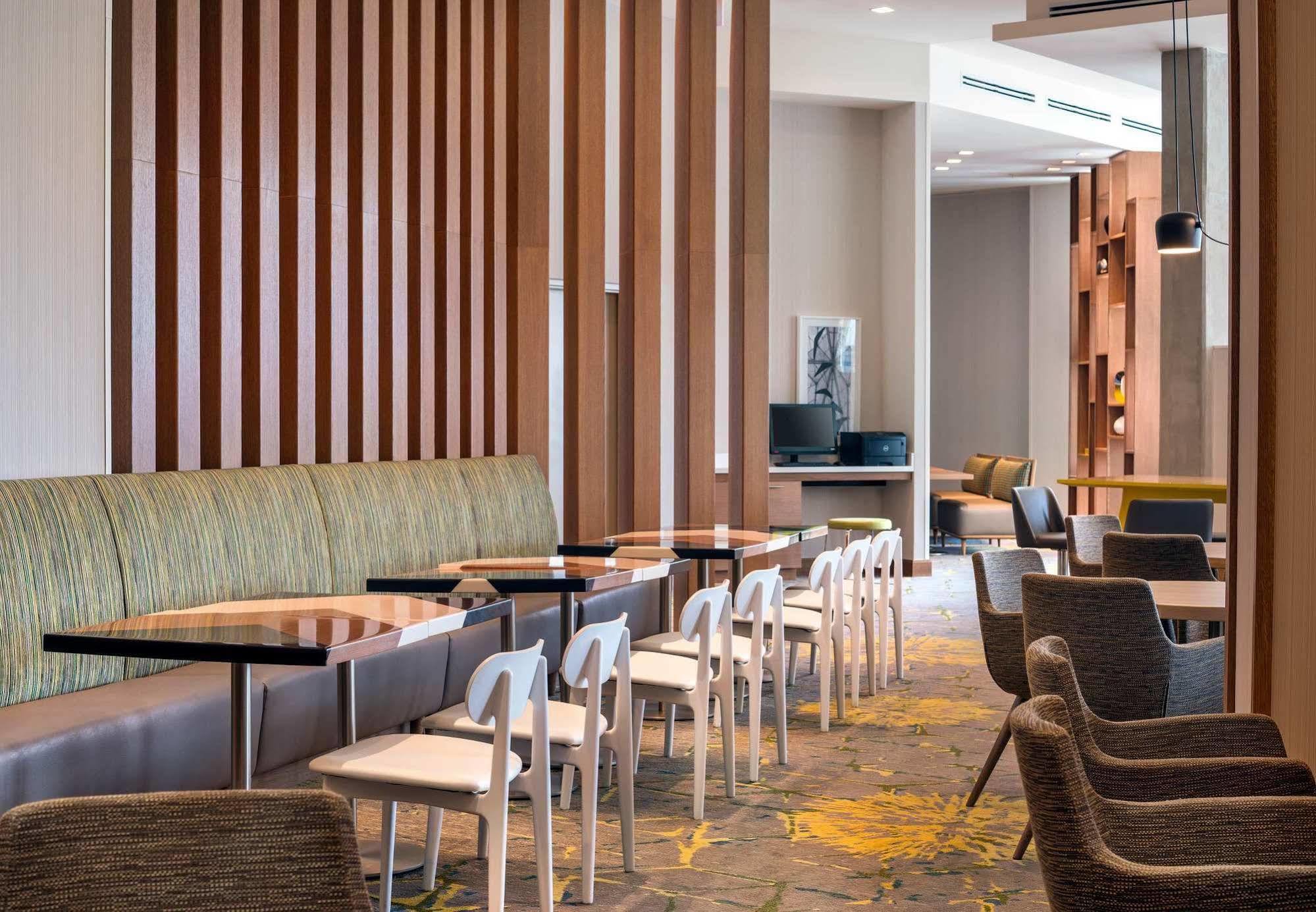 Capitol Hill/navy Yard Hotel 3*