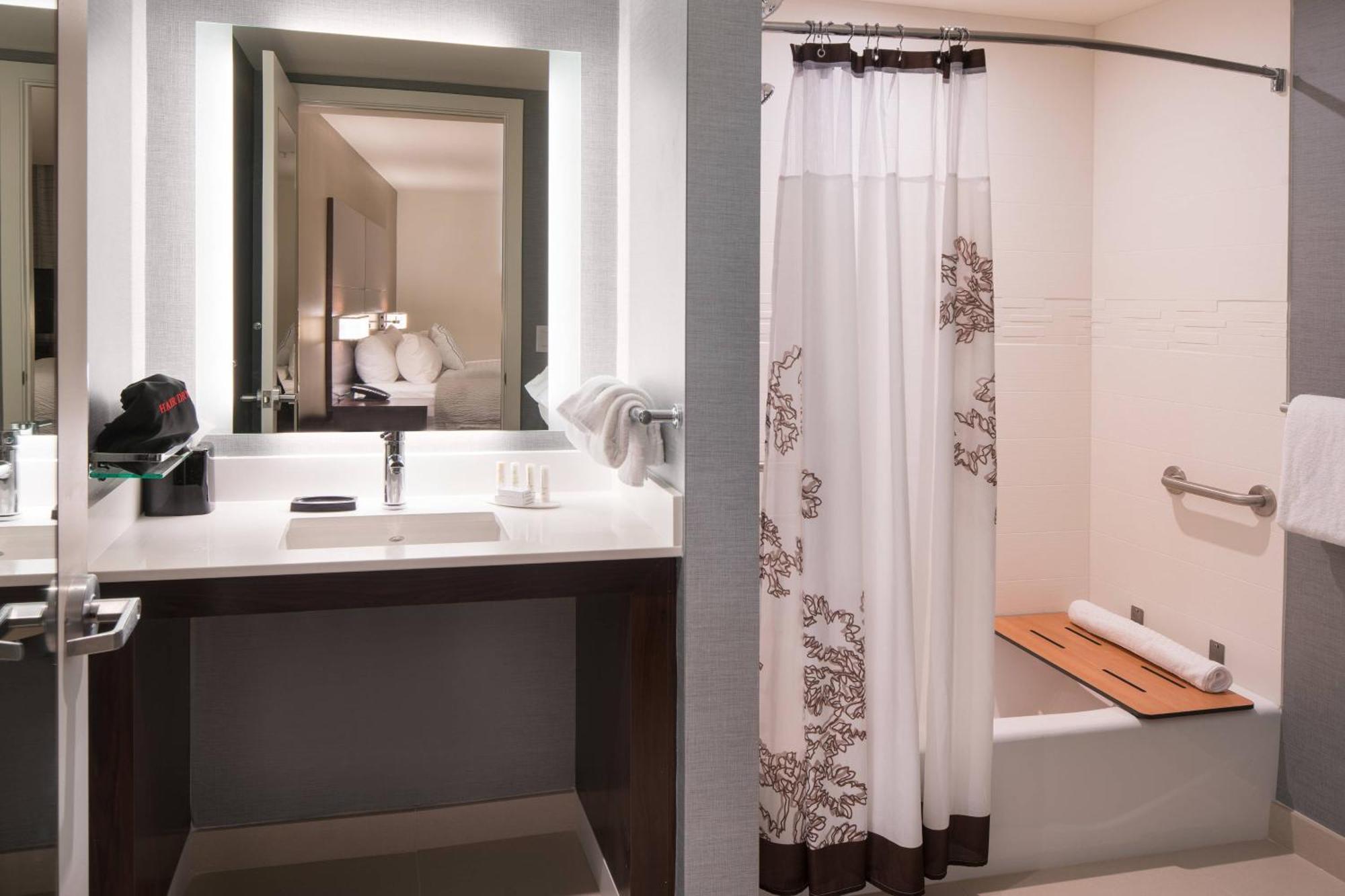 Capitol Hill/navy Yard Hotel Washington